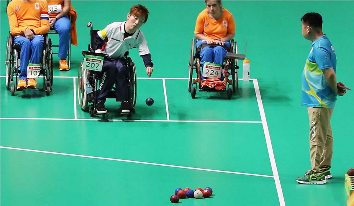 The boccia drawing shot - Boccia - essential skills and techniques ...