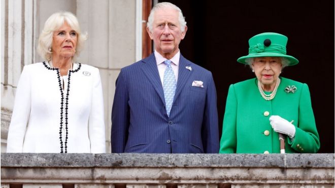 Boqor Charles, Queen Consort Camilla and iyo boqorad Elizabeth II