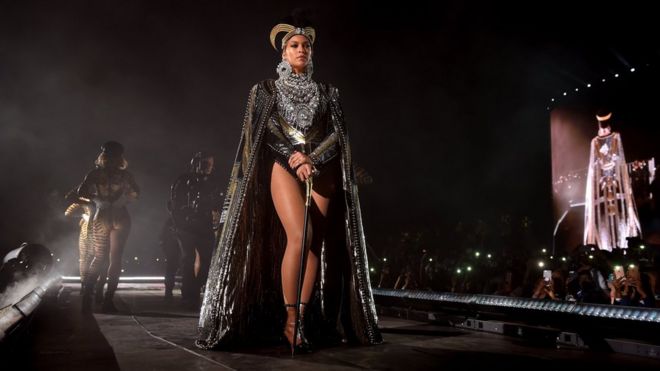Beyoncé performs in an outfit inspired by Queen Nefertiti at the Coachella festival in California (14 April 2018)