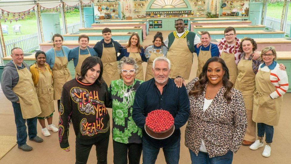 The contestants with Paul Hollywood, Prue Leith, Noel Fielding and Alison Hammond in the tent