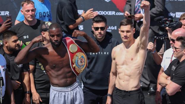 Lawrence Okolie and Chris Billam-Smith pose for the crowd at Friday's weigh-in